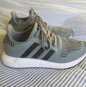 Adidas Swift Run size 12